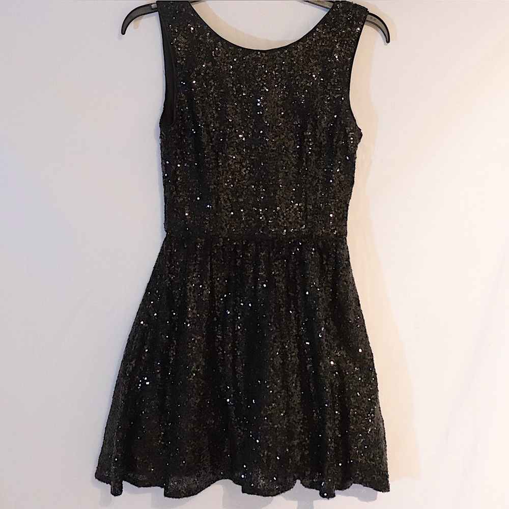 B DARLIN Macy’s Midi Black Sequin Party Dress